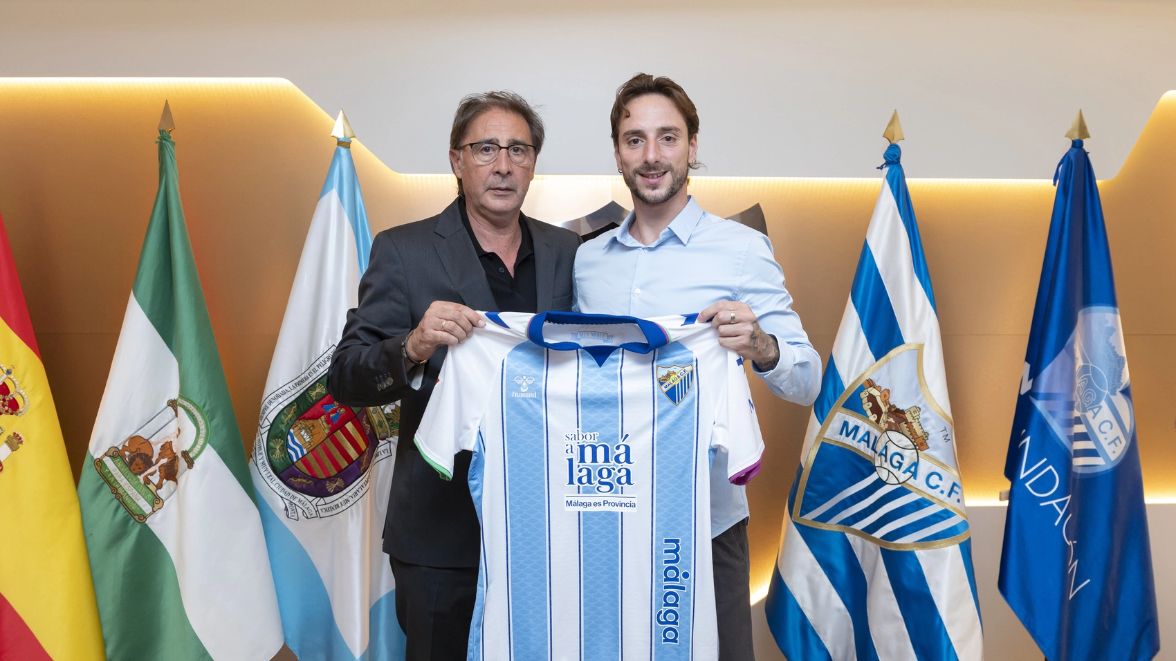 OFICIAL | Fernando Calero, primer fichaje del Málaga CF 2026/2027