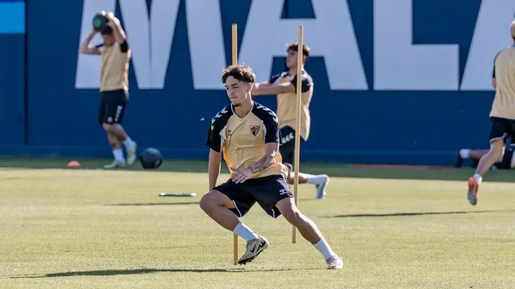 juani entrenamiento malaga 28 11zon