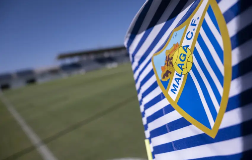 malaga banderin de corner