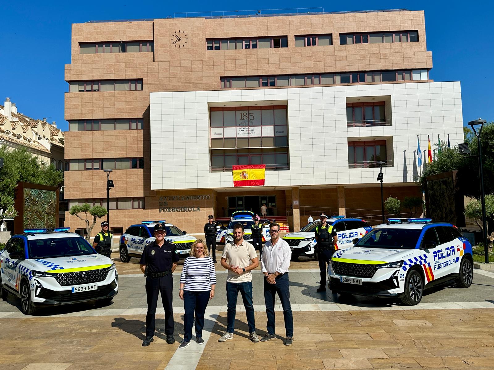 Radio Marca 37 presentacion nuevos vehiculos Policia Local