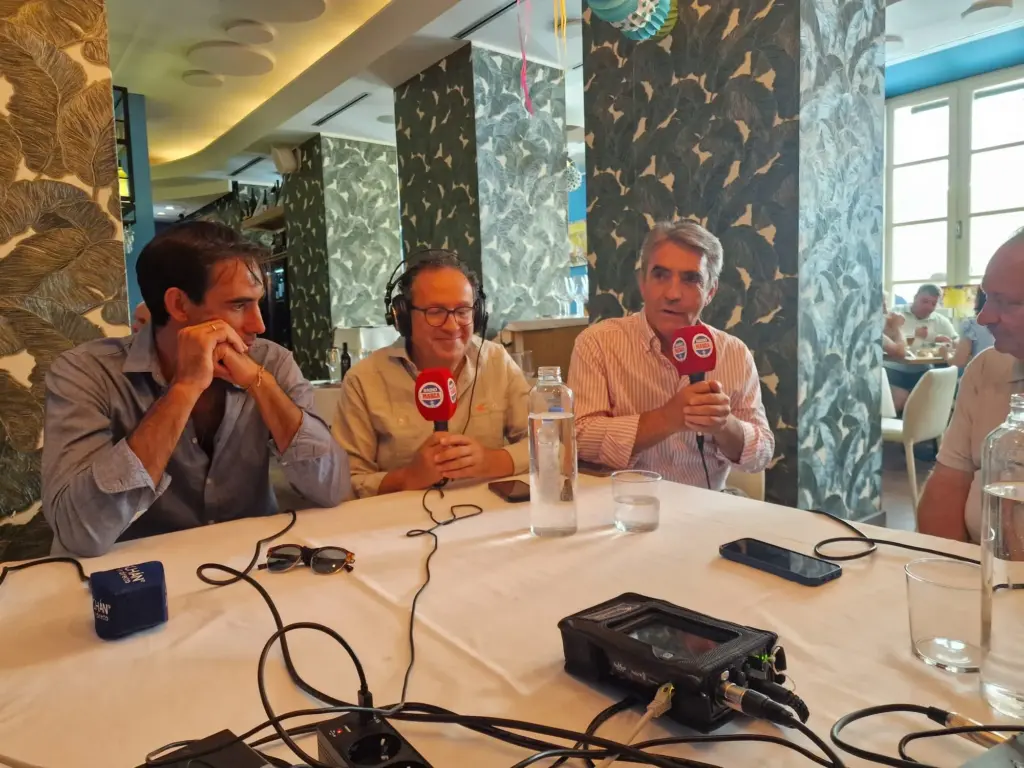 Tertulia de 'puerta grande' para despedir el MARCA Toros de Feria de Málaga 2026 4 19 TERTULIA PUERTA GRANDE SABADO