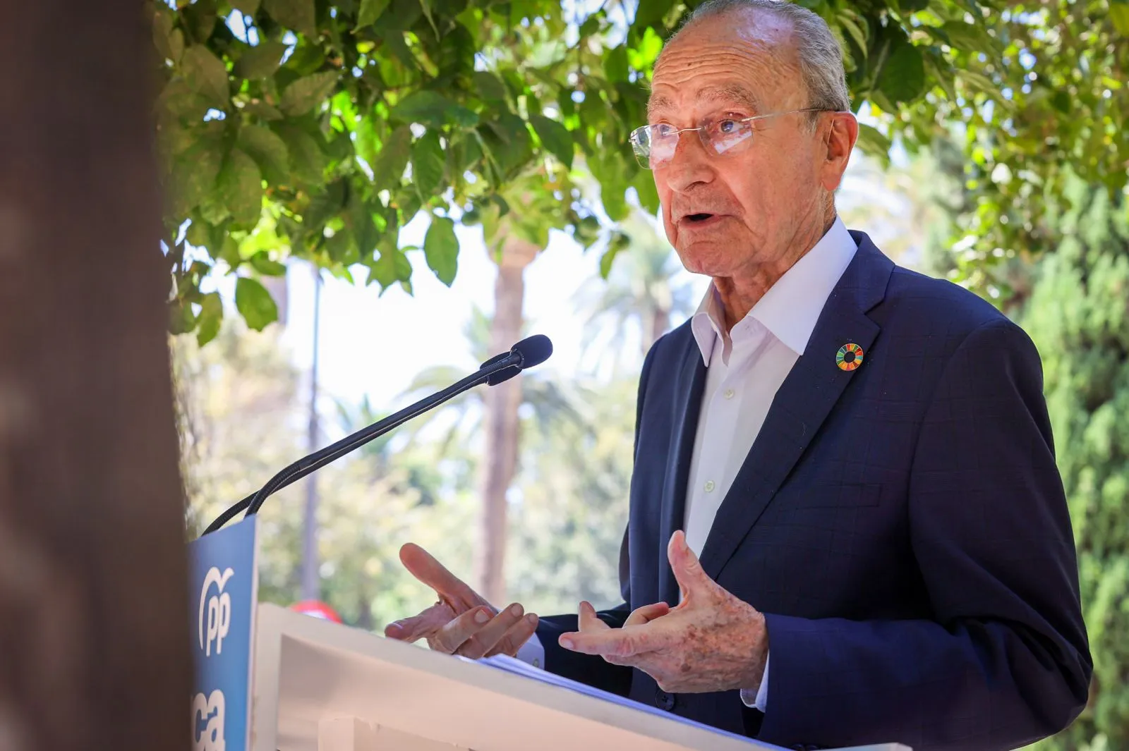 Bendodo destaca que Málaga es “un ejemplo de gestión para todo el país” y contrapone las viviendas impulsadas por el Ayuntamiento con el bloqueo eléctrico de Sánchez 3 2 - BENDODO DE LA TORRE VIVIENDA MÁLAGA