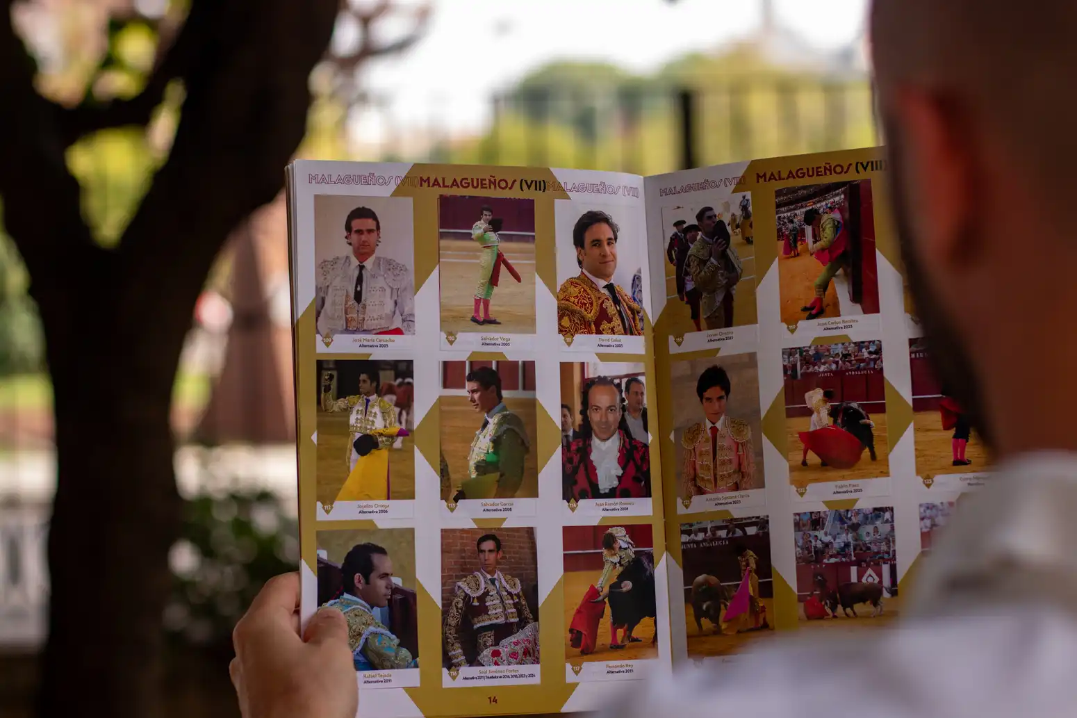 La Diputación presenta el coleccionable de cromos del 150 aniversario de La Malagueta 4 6 - COLECCIONABLE LA MALAGUETA