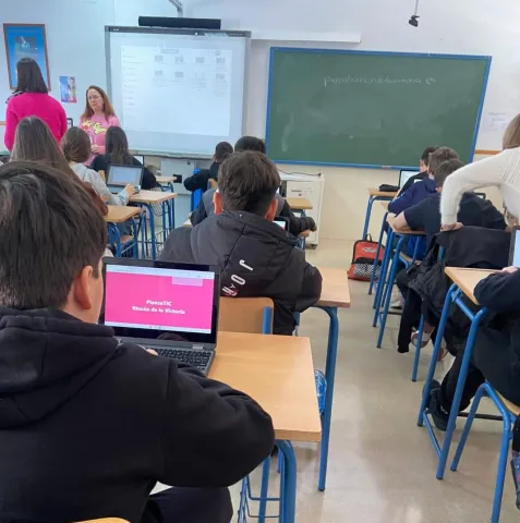 Accion programa en centros educativos.jpg