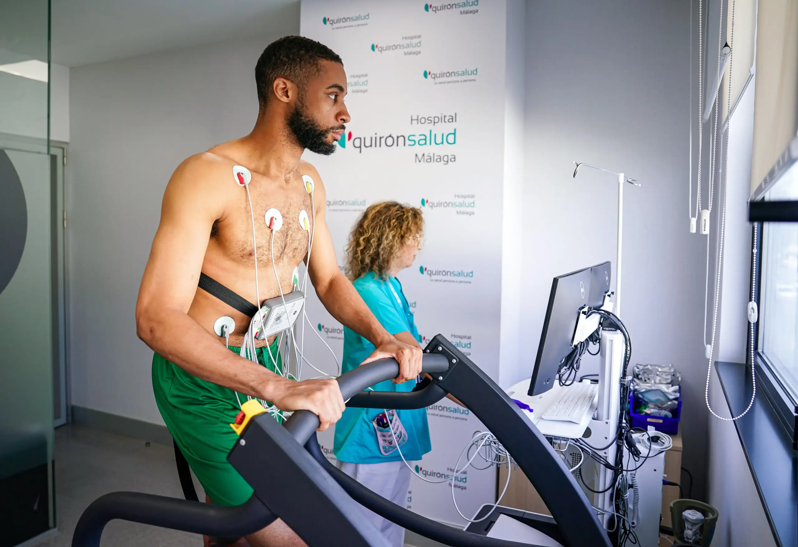 Radio Marca 18 CAMERON HUNT RECONOCIMIENTO MÉDICO