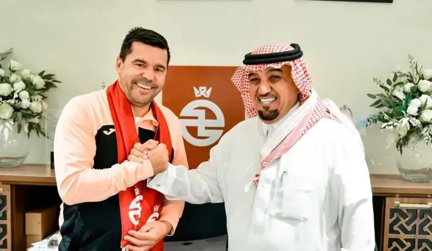 COSMIN CONTRA ATIENDE A RADIO MARCA MÁLAGA