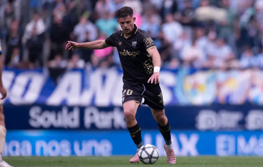 EL CÁDIZ VALORA EL FICHAJE DE MONTERO