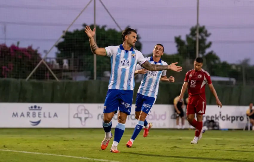Eneko Jauregi Celebracion penalti Malaga CF Al Arabi