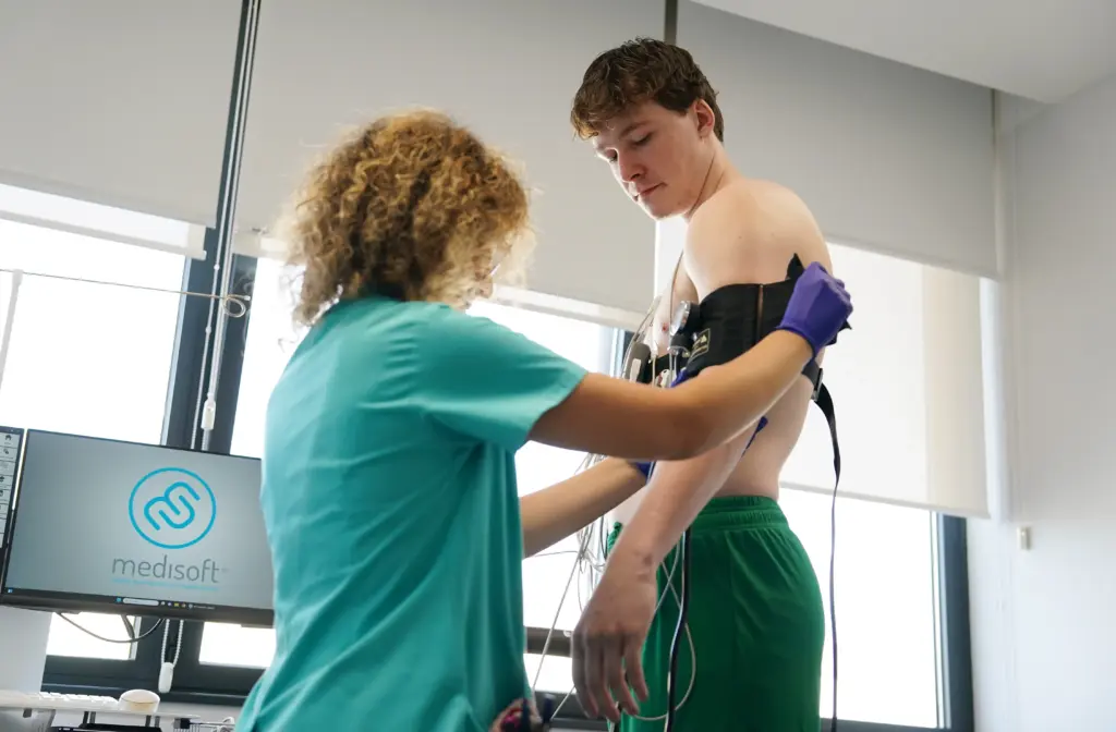 La vuelta al trabajo: el día 1 de la 'era Txus Vidorreta' en el Unicaja 1 LUKOSIUS RECONOCIMIENTO MÉDICO