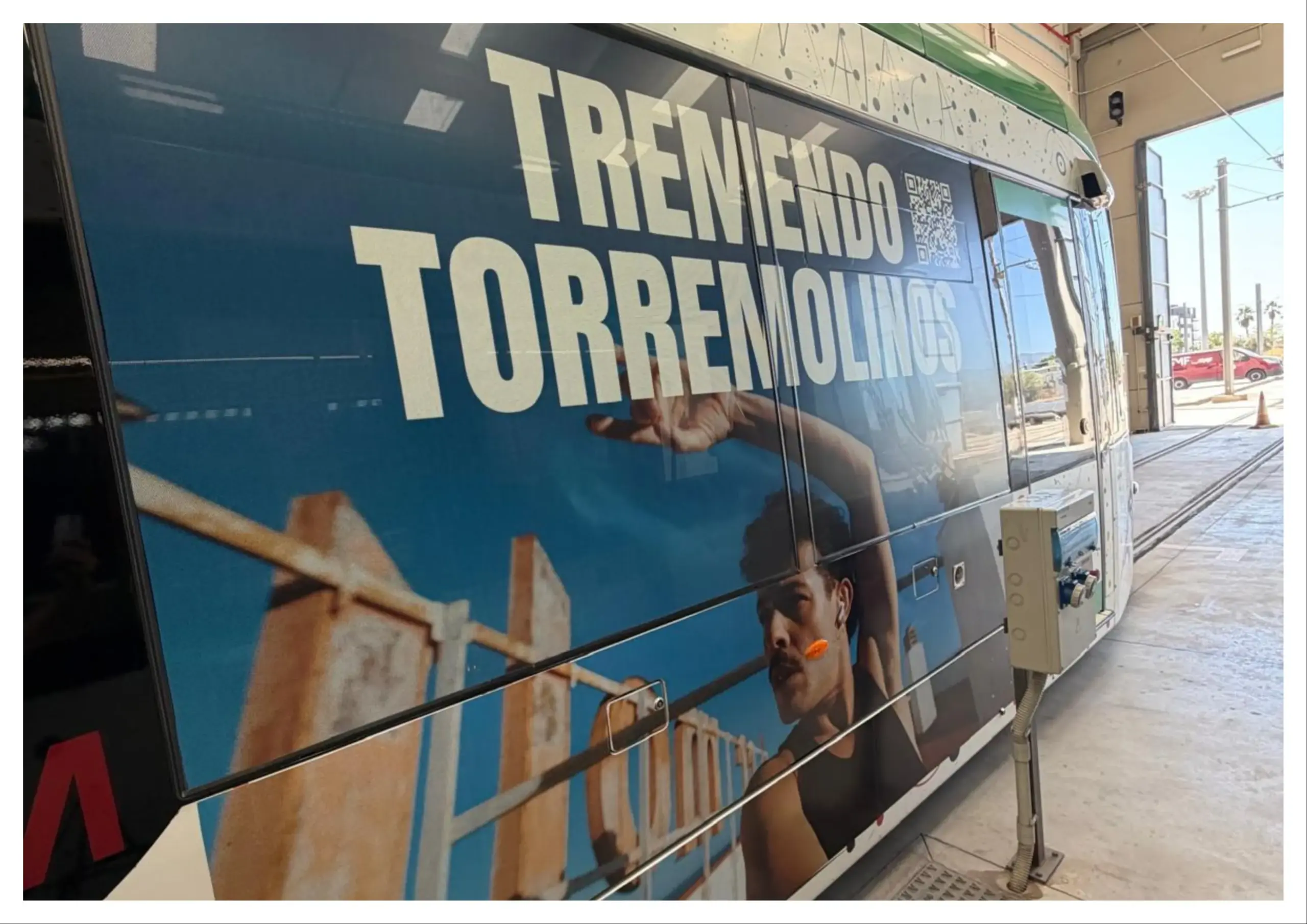 Torremolinos lleva su lado más tremendo al metro de Málaga 2 TRMENDO TORREMOLINOS 2