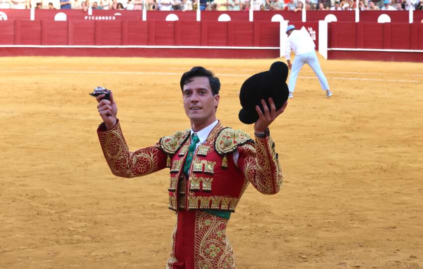la malagueta toros novillada