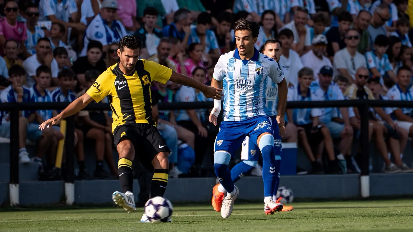 OFICIAL | Pablo Arriaza renueva con el Málaga CF hasta 2028 y se marcha cedido al CD Estepona