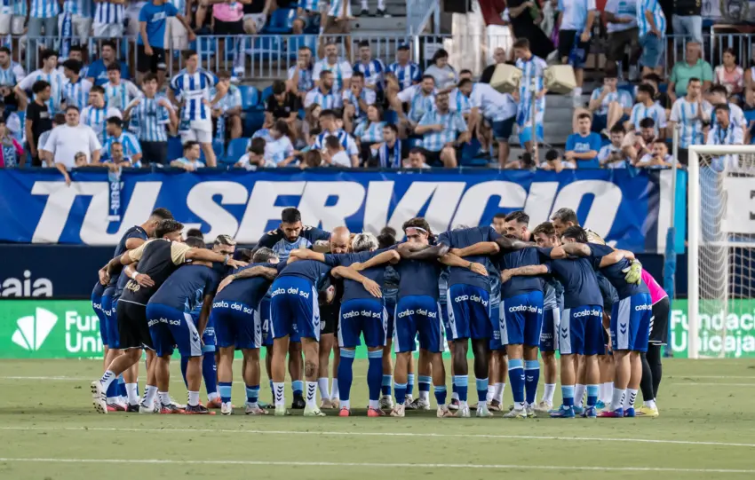 malaga cf deportivo coruna la rosaleda jornada 2 pina conjura calentamiento once alineacion