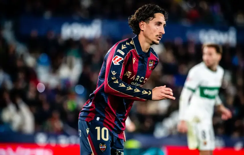 El Málaga CF firmará a Pablo Martínez para el centro del campo