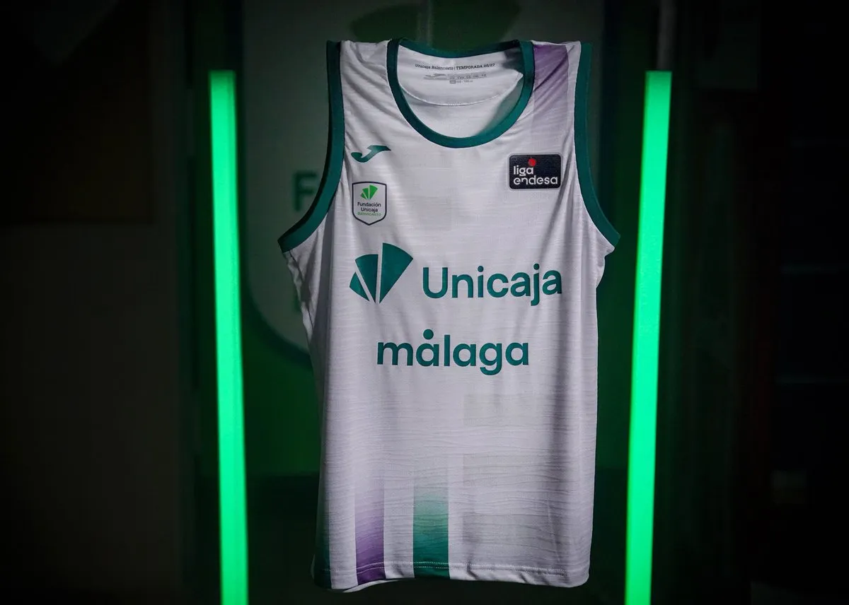 Radio Marca 17 El Unicaja presenta su nueva segunda equipación para la temporada 2026/27