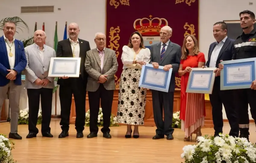 56 - DÍA AUTONOMÍA TORREMOLINOS