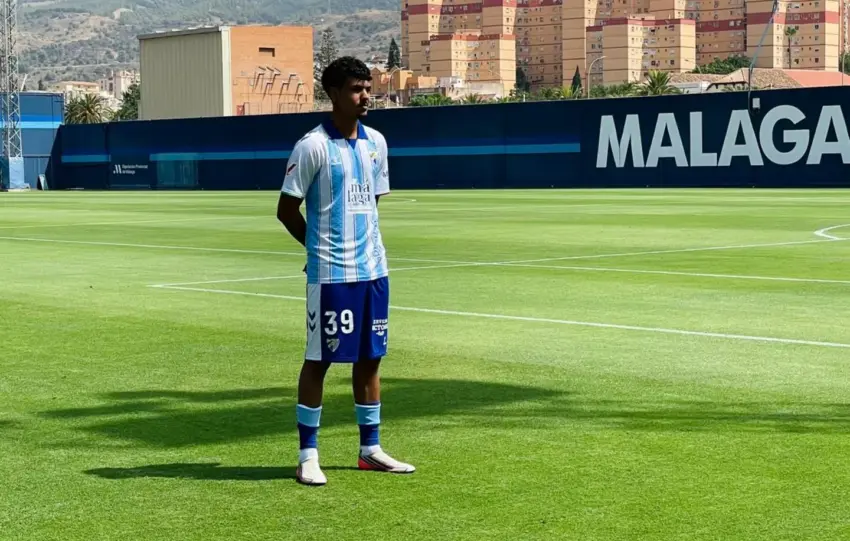 Adam Aznou: "Me reuní con Loren antes del ascenso y me dijo que Málaga era el mejor lugar para mí"