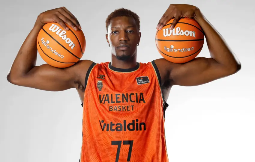EL UNICAJA ESTUDIA SERIAMENTE EL FICHAJE DE SIMA