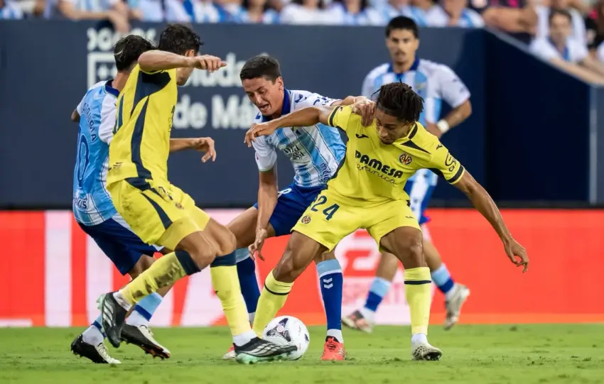 DIRECTO | Comienza la segunda mitad con cambios en el Málaga (1-2)