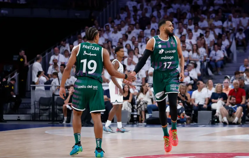 NOTAS Y 1X1 DEL UNICAJA ANTE EL REAL MADRID EN EL ESTRENO LIGUERO