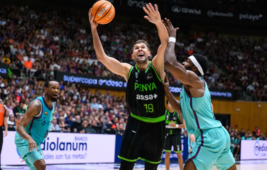 SULEJMANOVIC SE SUMA A LA FIESTA DE LAPROVITTOLA Y DEVUELVE UN TÍTULO AL JOVENTUT 18 AÑOS DESPUÉS