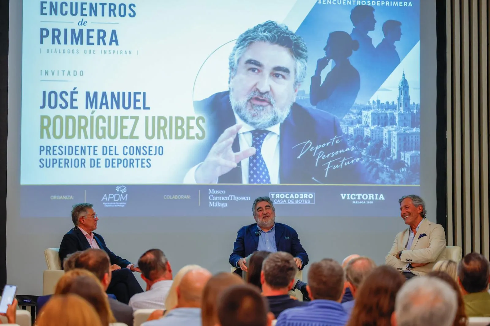 Rodríguez Uribes, presidente del CSD: "La final del Mundial tiene que ser en España y pelearemos hasta el final" 3 URIBES EN MÁLAGA (4)