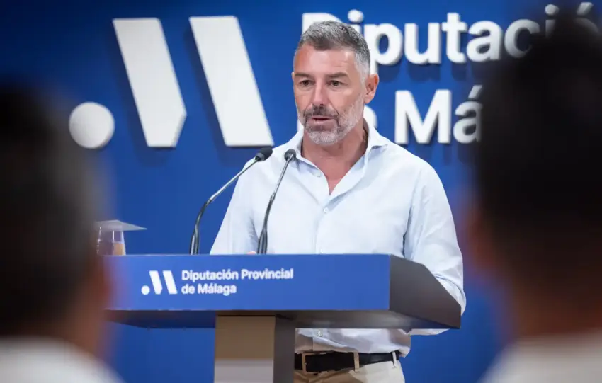 diputacion malaga cf forever.jpg