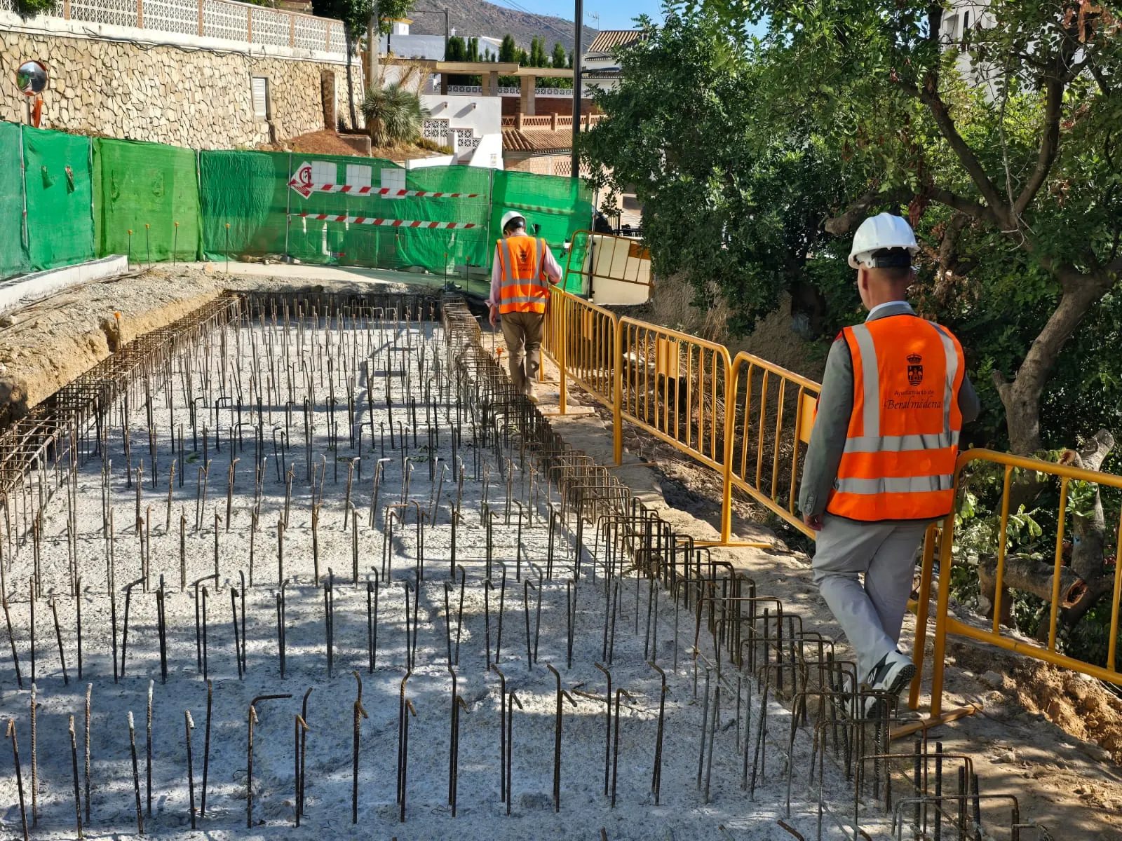 El alcalde de Benalmádena visita los avances de las obras de la Avenida Retamar 3 40 - OBRAS RETAMAR BENALMÁDENA