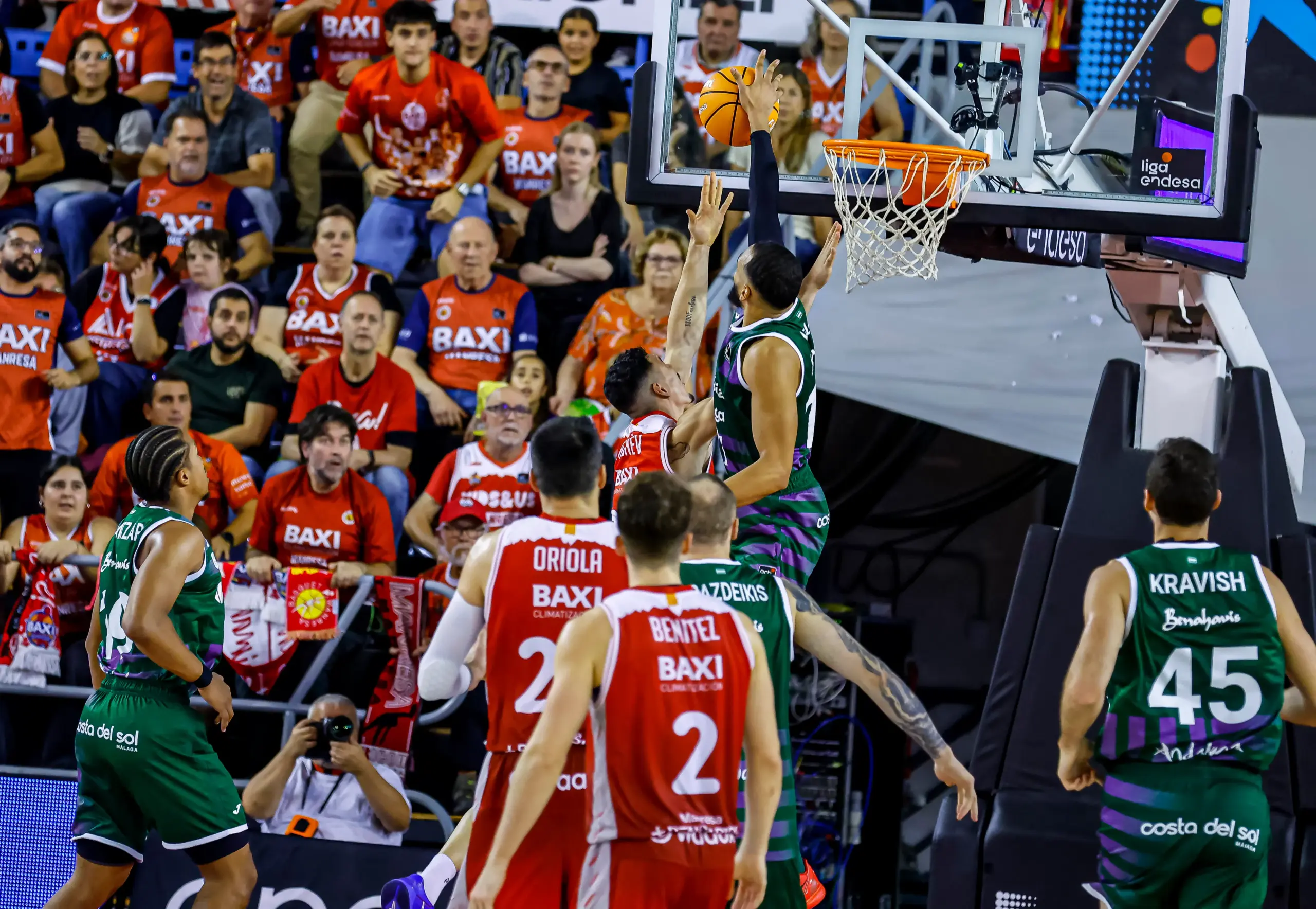 Radio Marca 17 AMINE NOUA LÍDER EN REBOTES DE LA ACB EN LAS PRIMERAS 5 JORNADAS