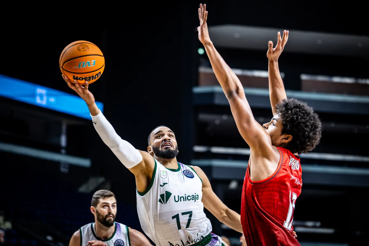 ¡Así te hemos contado la victoria del Unicaja ante el Juventus Utena en Lituania!