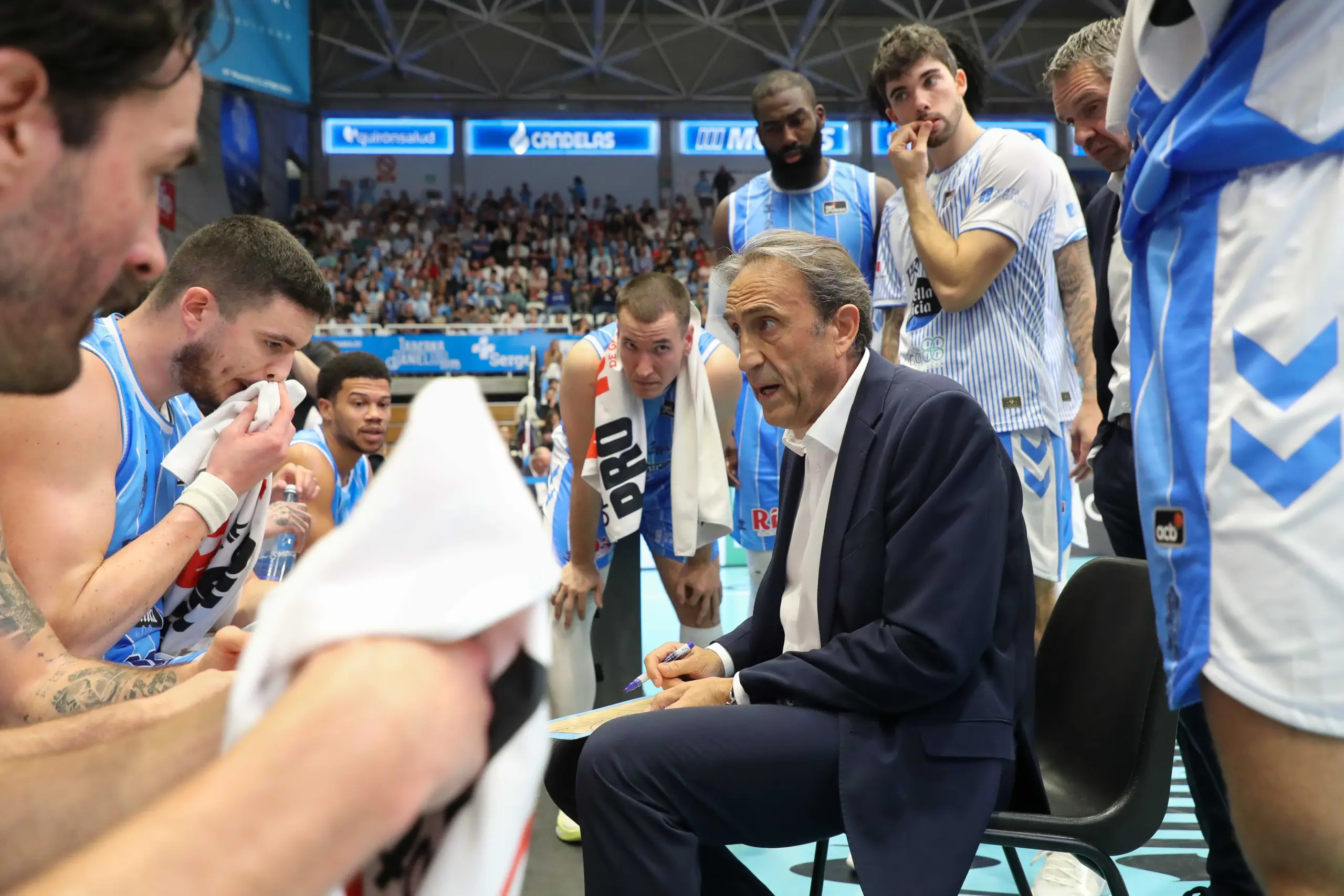 CASIMIRO SALE EN DEFENSA DE TXUS VIDORRETA