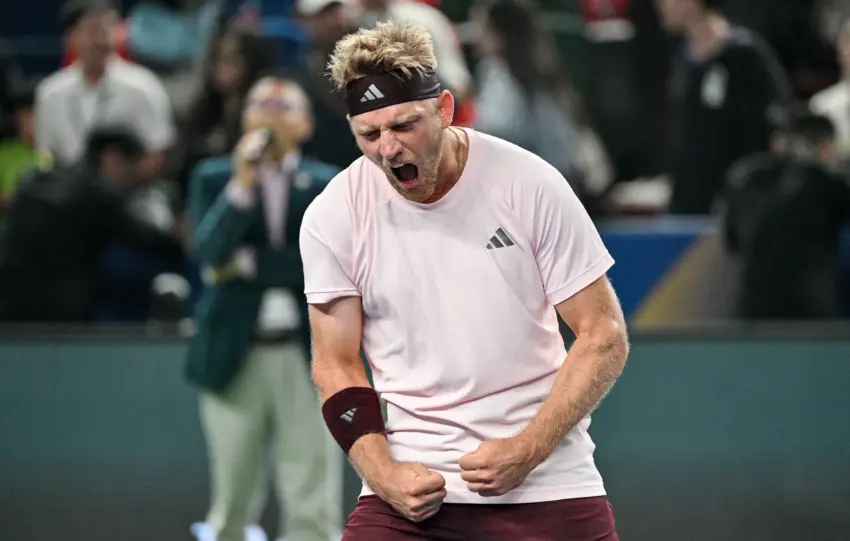 DAVIDOVICH SE CARGA A ZVEREV Y SE METE EN LA FINAL DEL MASTERS 1000 DE SHANGHAI