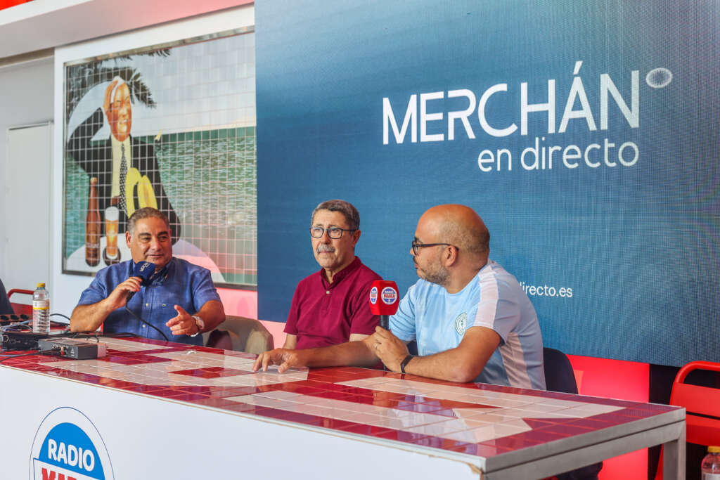 Antonio Jesús Merchán, árbitro de honor de las Ligas Andaluzas Futsal 4 J81A8725