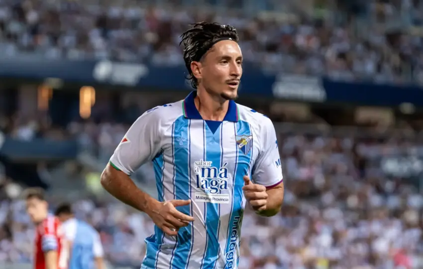 PABLO MARTÍNEZ SE CAE DE LA CONVOCATORIA PARA JUGAR ANTE EL ALAVÉS