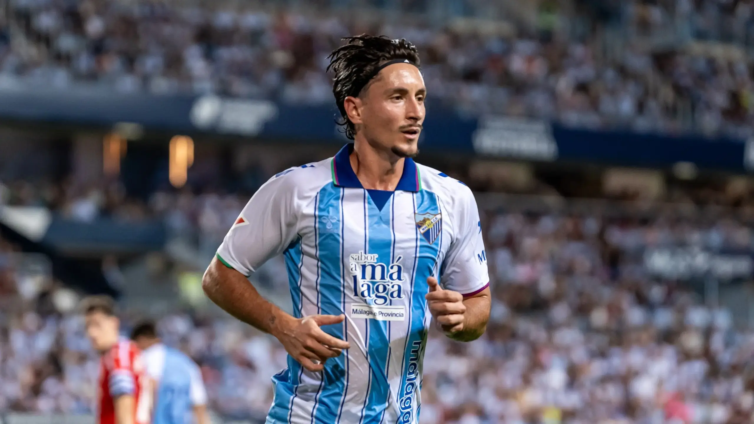 PABLO MARTÍNEZ SE CAE DE LA CONVOCATORIA PARA JUGAR ANTE EL ALAVÉS