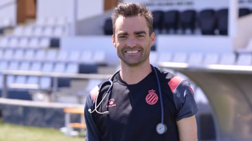 Quique Pérez: el malaguista que regresó a La Rosaleda como médico del Espanyol 3 quique perez espanyol